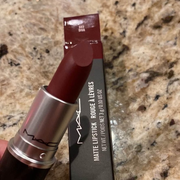 MAC Diva Matte Lipstick 💄PLEASE SEE DESCRIPTION! - Picture 1 of 4